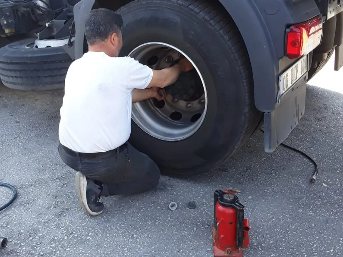 Şereflikoçhisar Oto Lastikçi